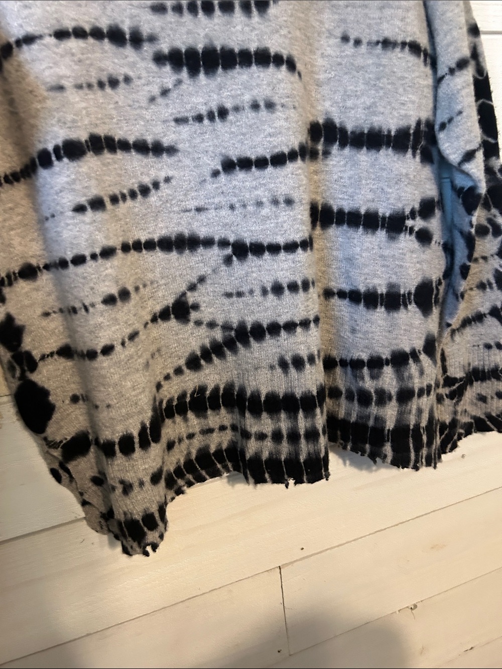 Design History Black and Gray Tie-Dye Crew Neck Sweater - Picture 4 of 8